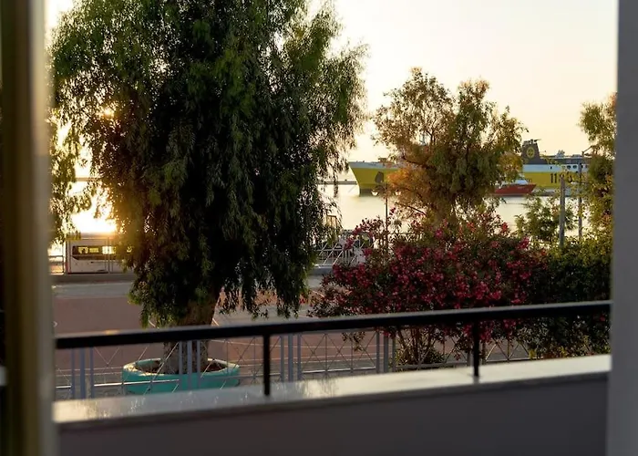 2 Brother's I Town I Sea View I 100m Port *